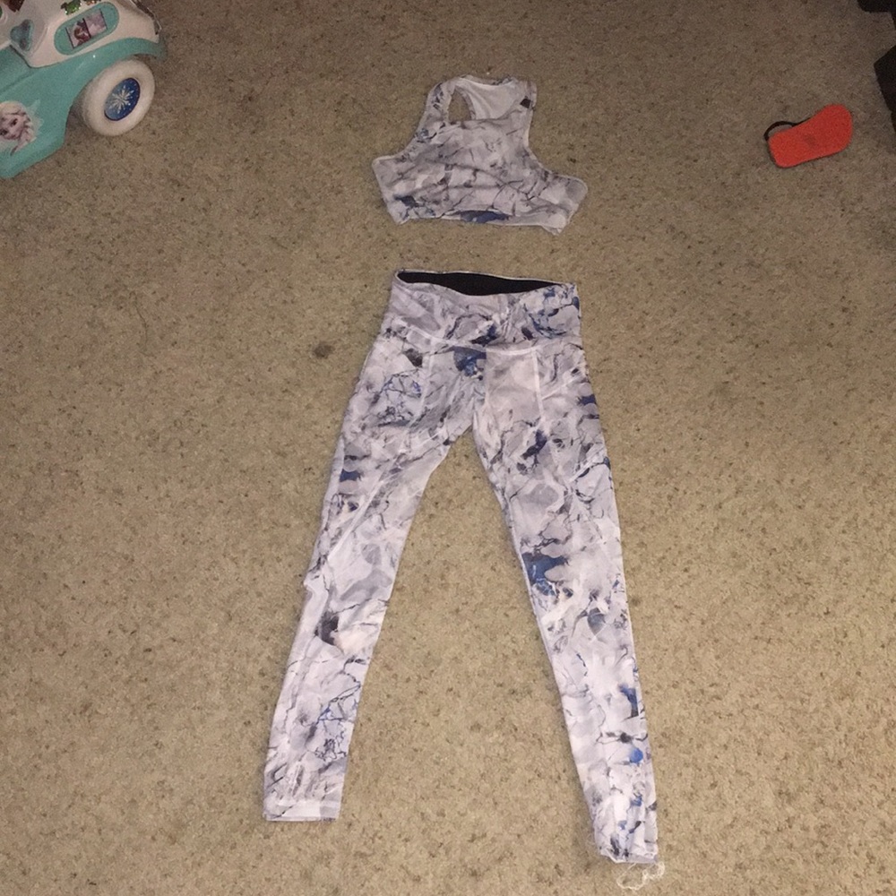 Leggings and bra